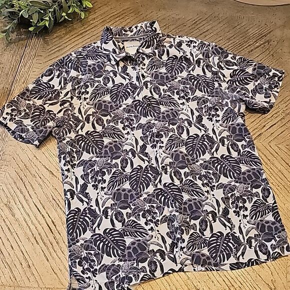 Tommy Bahama silk turtle Hawaiian shirt size L - Picture 11 of 11